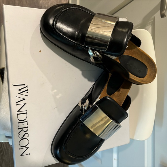 JWANDERSON CALF TRESOR BALCK BRACELET LOAFERS - Picture 9 of 13